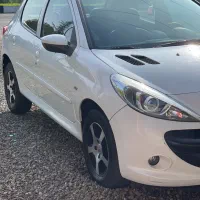 پژو ۲۰۷ اتوماتیک سفید مدل ۹۸|خودرو سواری و وانت|رشت, بلوار گیلان|دیوار