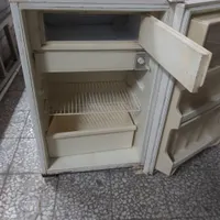 یخچال کوچیک .کارکرده و تروتمیز|فروشگاه و مغازه|رشت, معلولین|دیوار