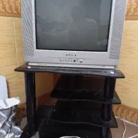 تلویزیون بیست و یک اینچ