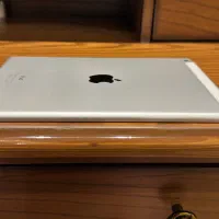 iPad Air 32GB + Cellular|تبلت|مشهد, سجاد شهر|دیوار