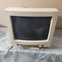 مانیتور قدیمی کامپیوتر