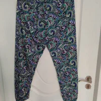 شلوار و مانتو و زیر انداز پشمی|لباس|پرند, فاز ۳|دیوار