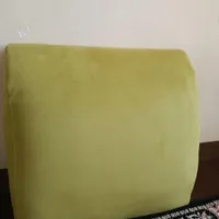 پشتی مبلی