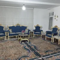 فروش مبل ۹ نفره  و۵ تخته فرش