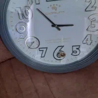 ساعت  دیواری گرد  نو