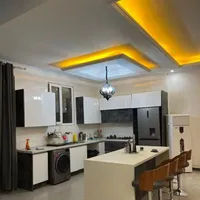 ۵۰۰ متر ویلا ۳خواب  استخر روباز فول امکانات