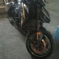 z1000