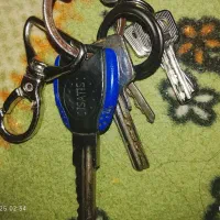 دسته کلید روز پنج شنبه گم کردم