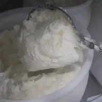 ماست چکیده شیرین  و دوغ تولوم محلی