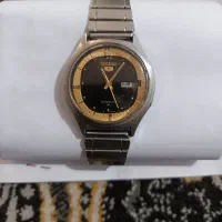 ساعت مچی قدیمی تمام اتومات نبزی