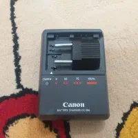 شارژر و فلاش دوربین کانن