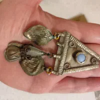 گردن آویز عتیقه