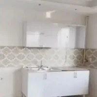 سه متر کابینت پایین و بالا بهمراه سینک وشیرآب