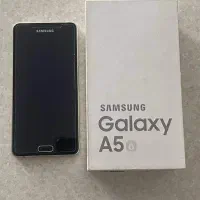 گوشی Galaxy A5 رنگ گلد تمیز