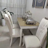 مبل 7 نفره به همراه میز ناهار خوری 4نفره