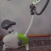 دوچرخه ثابت ورزشی
