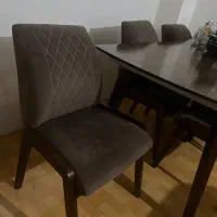 میز ناهار خوری ۶ نفره کار کرده تمیز