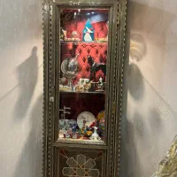 میز کار و ویترین