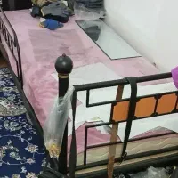 تخت خواب یک نفره