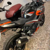 کاوازاکی نینجا|موتورسیکلت|شیراز, قدوسی غربی|دیوار