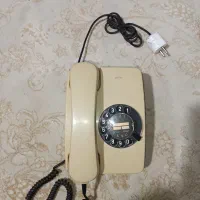 تلفن قدیمی کاملا سالم
