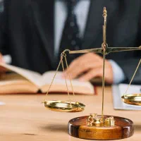 مشاوره و وکالت تخصصی حقوقی و کیفری