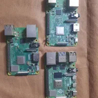 مینی کامپیوتر (برد رزبری پای)