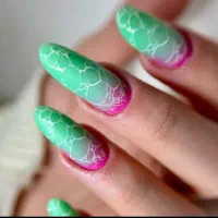 ارائه خدمات ناخن