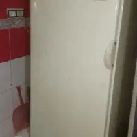 یک دستگاه فریزر