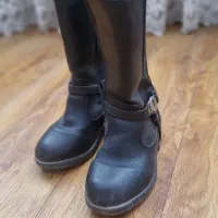 بوت چرم وکفش خارجی