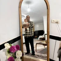 آینه الیتوس|آینه|شاهینشهر, نظامی|دیوار