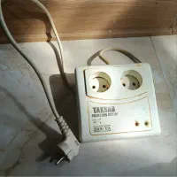 محافظ وسایل برقی و سه راهی