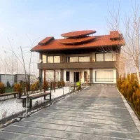 ویلا باغ ۹۰۰متری مدارک کامل فوری به قصد مهاجرت