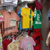 پوشاک بچه گانه
