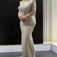 خیاط مجلسی دوز مسلط به باکس و فنر دوزی