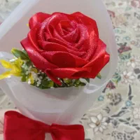 گل رز تک شاخه شاین دار