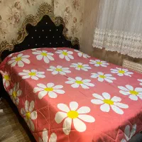 تخت دونفره تاج طلایی