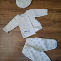 لباس نوزادی ،کفش،کتونی ساق دار تا یکسال دخترونه