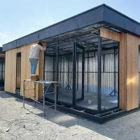 جوشکار درب پنجره و نصاب کانکس