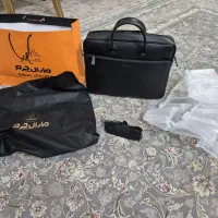 کیف چرم برند مارال چرم کاملا نو و بدون استفاده|کیف، کفش، کمربند|تهران, فلسطین (میدان انقلاب)|دیوار