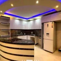 نظافتچی ورزیده و جوان