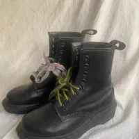 بوت دکتر مارتینز سایز ۳۶