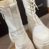 بوت|کیف، کفش، کمربند|لاهیجان, قیام|دیوار