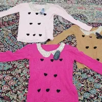 مقداری لباس زمستانه زنانه و دخترانه