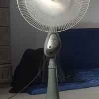 پنکه ایستاده و زمینی سالم