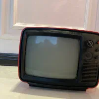 تلویزیون نوستالژی سیاه سفید قدیمی قرمز اکبند نایاب|تلویزیون و پروژکتور|چالوس, |دیوار