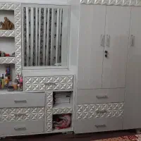 کمد و میز ارایش تمیز و بدون خط و خش