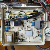 تعمیرات تخصصی انواع پکیج|خدمات پیشه و مهارت|رشت, استقامت ۱|دیوار