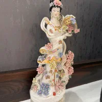 مجسمه چینی بسیار شیک نو