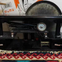 میز تلویزیون شیشه‌ای